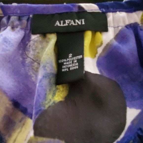 Alfani Paint Blocks Ruffle Trim Blouse Purple‎ 2 - Picture 9 of 10